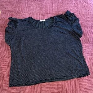 Women’s size large striped black and white  Ruffled Short Sleeve Relaxed Top